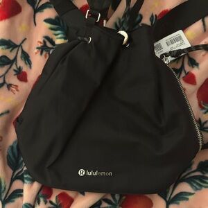 Stylish Black Drawstring Bucket Crossbody Bag